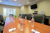 Holiday Inn Express & Suites Tucson