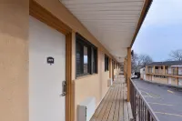Inn at Jericho Hotels in Oyster Bay