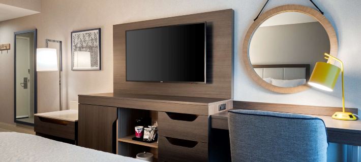 Hampton Inn Boston/Cambridge Hotels in Middlesex County