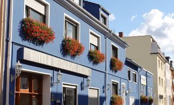 Hotel & Weinstube Restaurant Filling - Housity