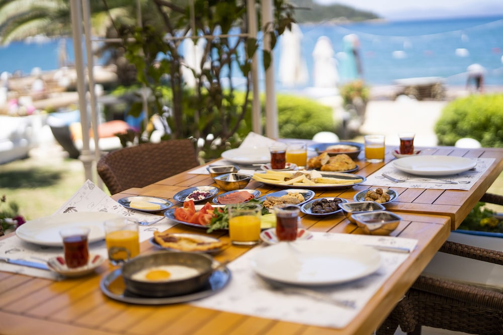 Toka Bodrum Hotel & Beach Club