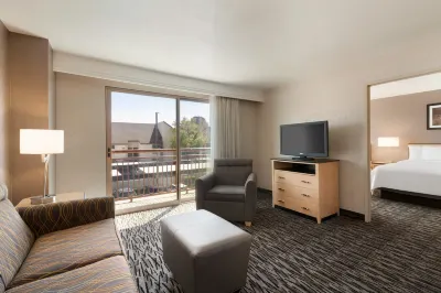 Embassy Suites by Hilton Convention Center Las Vegas Hotel a Las Vegas Strip