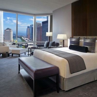 Deluxe  King Room with River View Trump International Hotel & Tower Chicago Promo Code