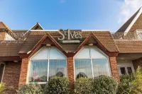 St Ives Hotel