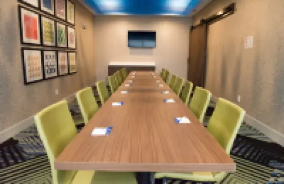 Holiday Inn Express & Suites MERRILLVILLE by IHG