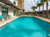 Holiday Inn Express & Suites FT MYERS BEACH-SANIBEL GATEWAY by IHG Hotels in Fort Myers Beach