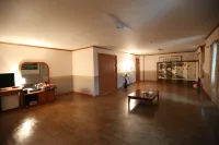 Munkyung Tourist Hotel Hotel in zona Changsong-bong