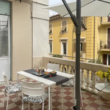 8 1/2 Hotels in Imperia