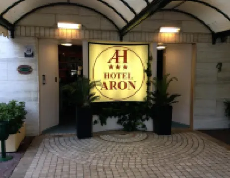 阿隆裡米尼飯店