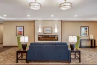 Comfort Inn & Suites Hotels in Shawnee