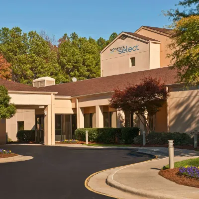 Sonesta Select Raleigh Durham Airport Morrisville Các khách sạn gần Công viên Tiểu bang Umstead
