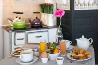 The Originals Boutique, Clair Hôtel, Martigues - breakfast