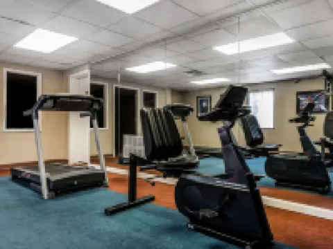Quality Inn & Suites Binghamton Vestal Hotels in Chenango