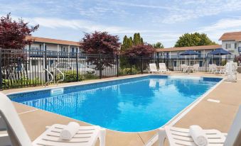 Days Inn by Wyndham Middletown/Newport Area