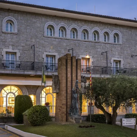 Parador de Vic - Sau