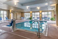 Comfort Inn & Suites - Pools