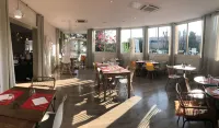 Hôtel Kyriad Lyon Bron Eurexpo Le Cottage - petit déjeuner
