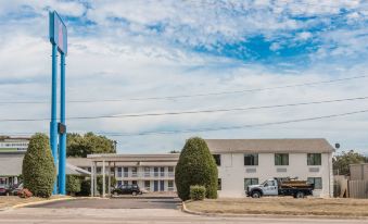 Motel 6 Texarkana, AR