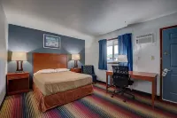 Travelodge by Wyndham Spirit Lake/Okoboji Hotels in Dickinson County