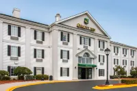 Quality Inn Pooler - Savannah I-95 - Uima-altaat