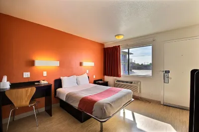 Motel 6 Laredo, TX - South Hotels in Laredo