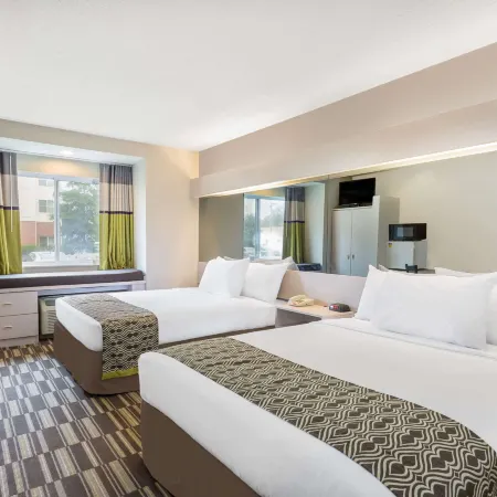 Microtel Inn & Suites by Wyndham Richmond Airport
