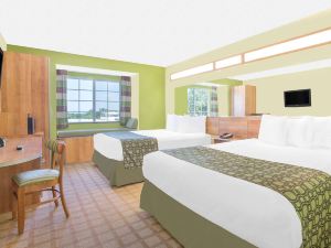 Microtel Inn & Suites by Wyndham Tuscumbia/Muscle Shoals