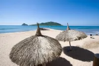 Las Flores Beach Resort - Strand