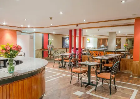 Hotel Bogotá Regency Usaquén Отели в г. Веракрус