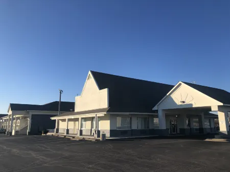 Days Inn by Wyndham Indianapolis South