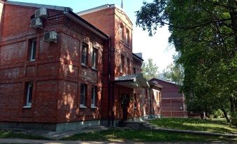 Varshavsky Guest House
