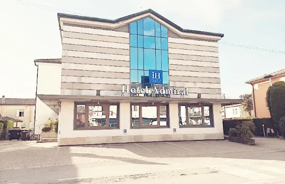 帕多瓦海軍上將 iH 酒店