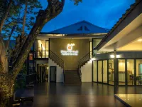 Chiangmai Midpoint Activity Hostel Hotels near Wat Phra Singh