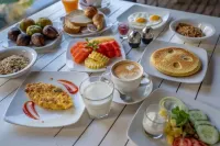 Scallywags Beach Club - servizio colazione