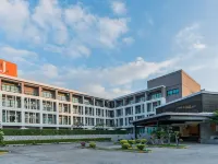โฮเทล เจ เรซิเดนซ์ โรงแรมใกล้สถานีขนส่งพัทยา