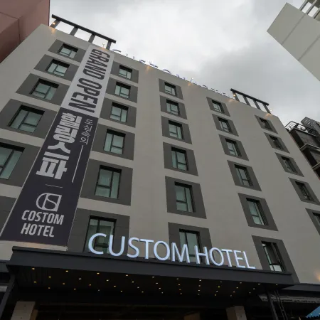 Custom Hotel