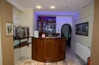 40 Platania Hotel