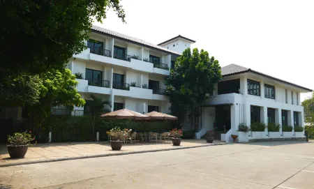 Baan NAN Hotel