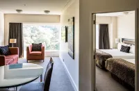 Bolton Hotel Hotels in Wellington