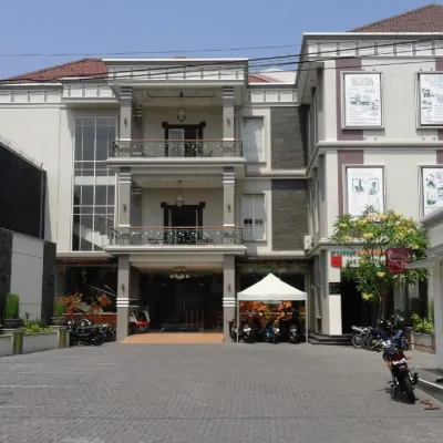 Griya Jogja Hotel Các khách sạn gần Đài tưởng niệm Yogyakarta