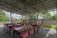RedDoorz Near Kampus Ump Purwokerto Hotels in Kecamatan Kembaran