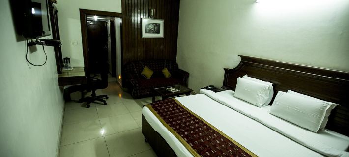 Hotel Deep Avadh Các khách sạn ở Lucknow