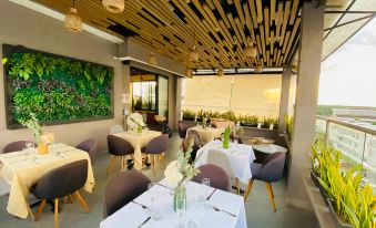 Galu Hotel - Housity