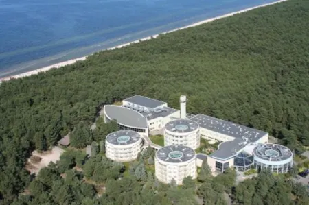 Hotel Senator Отели в г. Dzwirzyno