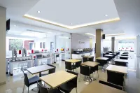 Amaris Hotel Cilegon Hotels in Jombang