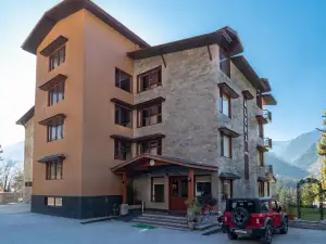 Aloka Resort