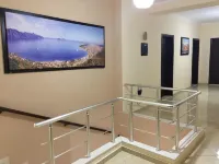 Haris Hotel