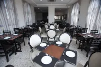 Faro Hotel Taubaté - breakfast