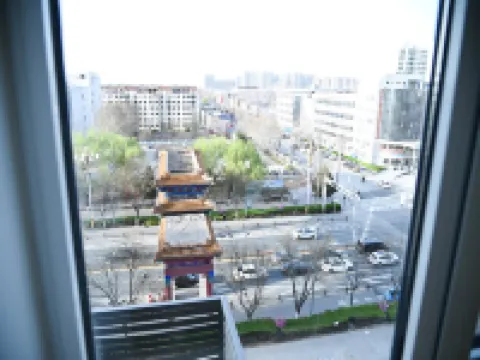 涿州商寅民宿（鑽石廣場君悦廣場店）