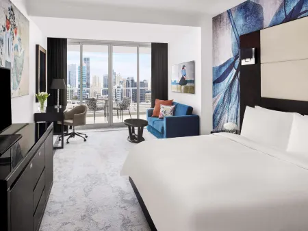 Mövenpick Jumeirah Lakes Towers